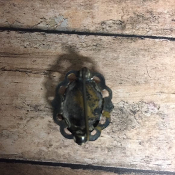 Tiny vintage lapel pin - Picture 2 of 2